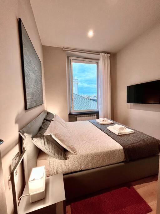 Overlooking The Porto Antico Of Genoa Appartement Buitenkant foto